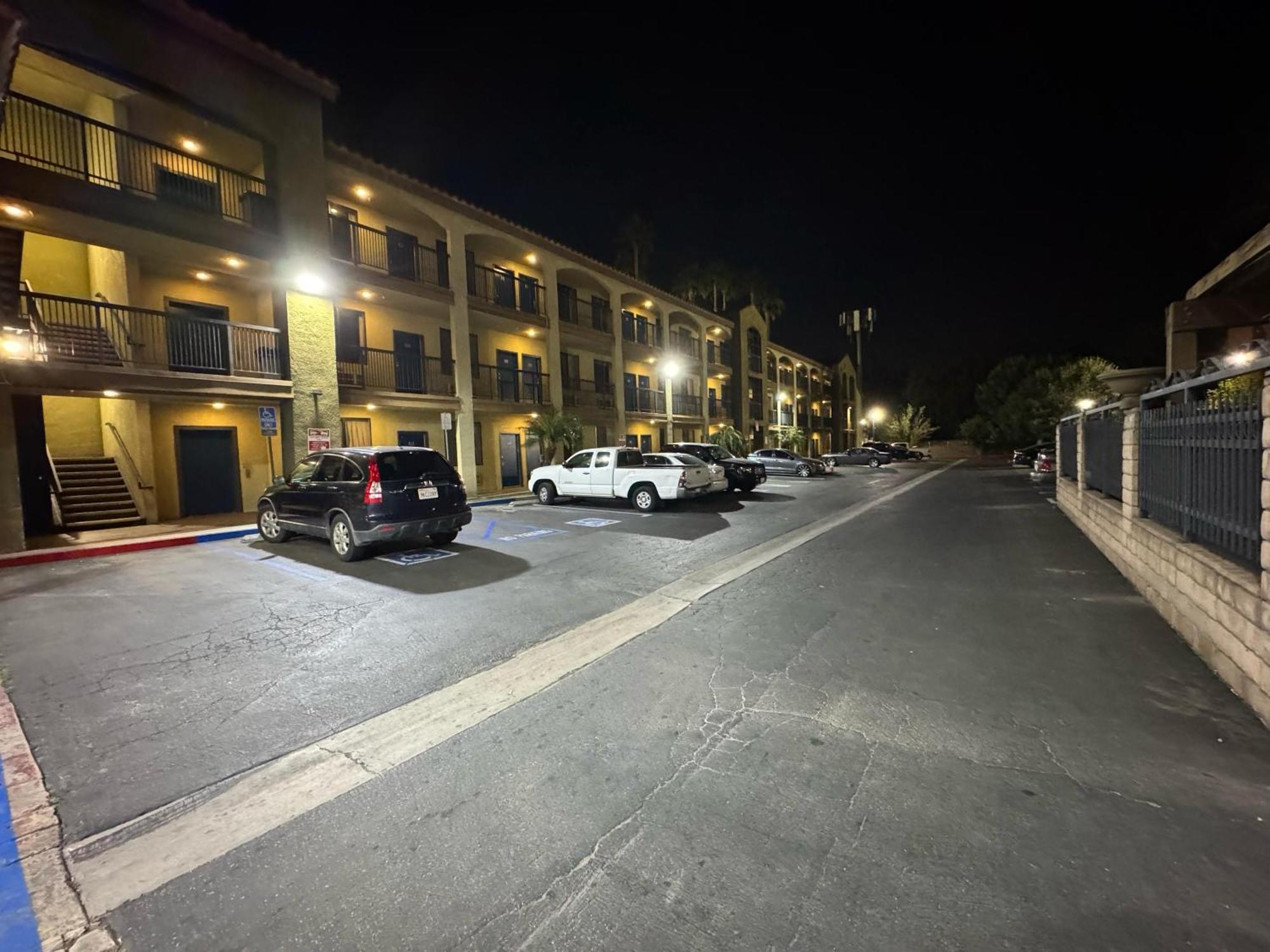 Five Star Inn West Covina Eksteriør billede