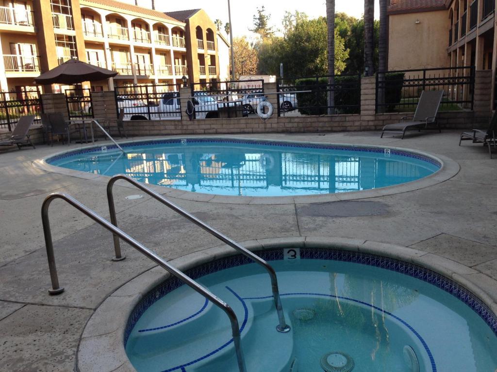 Five Star Inn West Covina Eksteriør billede